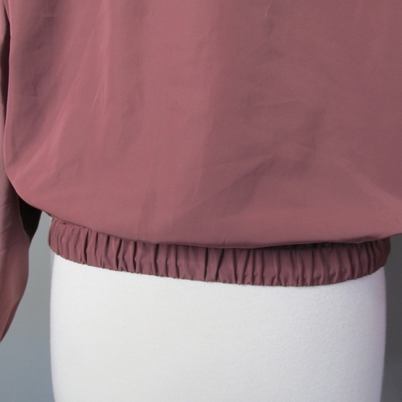 Athleta  Sz M Chill Bomber Cropped Full Zip Water Resistant Windbreaker Jacket - Picture 9 of 12